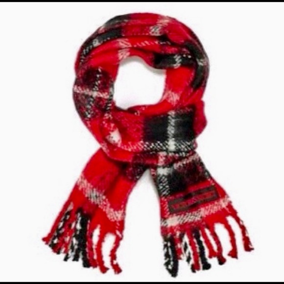 VICTORIA’S SECRET SCARF - Picture 2 of 4